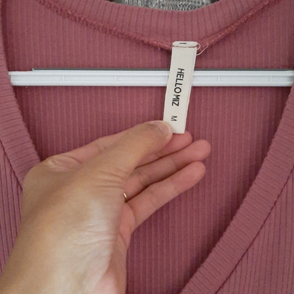 Hello Miz medium rose maternity v-neck short sleeve dress - Picture 3 of 5